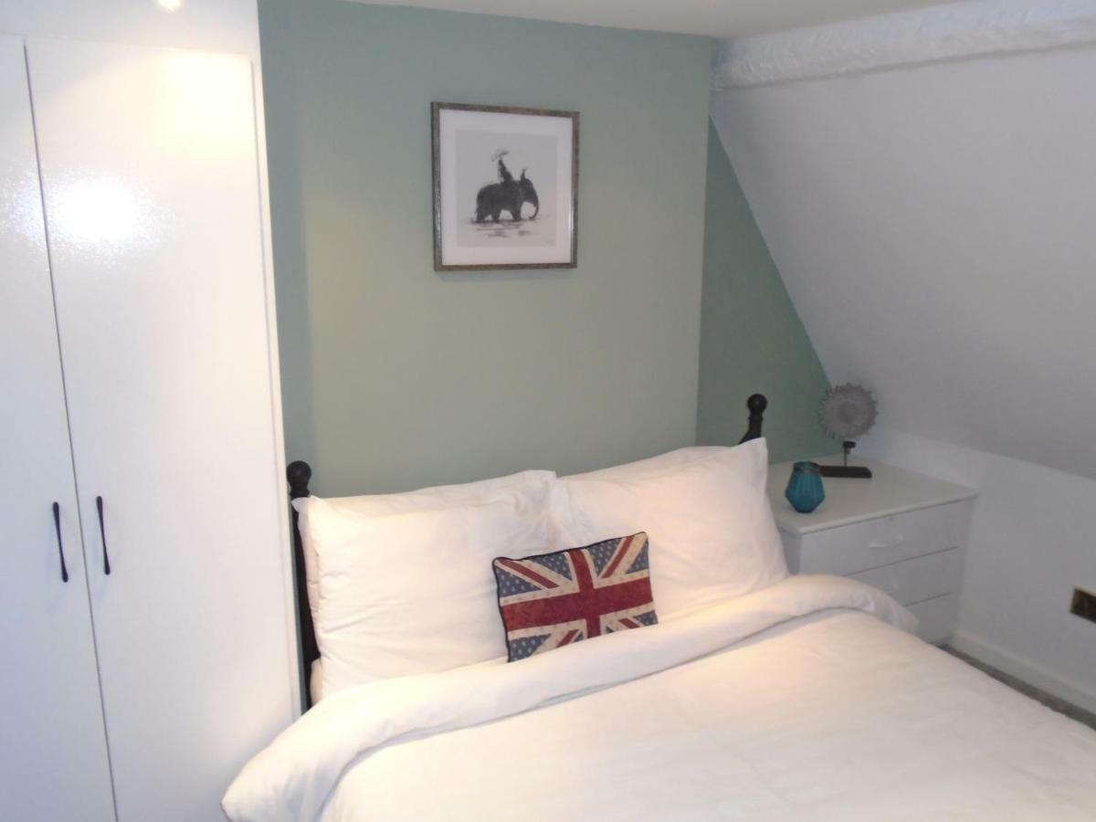 Kenilworth Cosy Castle View Apartment المظهر الخارجي الصورة
